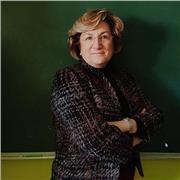 Soy una docente dinámica e innovadora, apasionada por enseñar ,que busca inspirar a los alumnos y acompañarlos en su aprendizaje